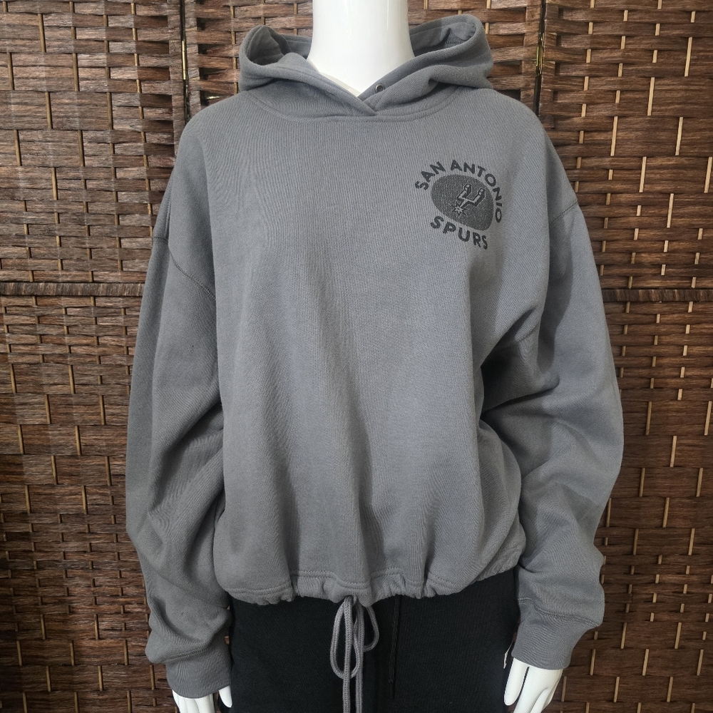 San Antonio Spurs Hoodie - Picture 2 of 11